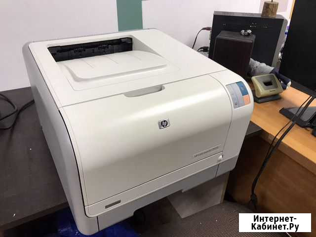 Принтер лазерный цветной hp 1215 Серпухов - изображение 1