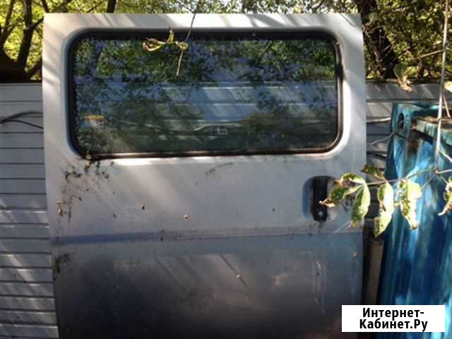 Дверь задняя правая Nissan Caravan 25 Владивосток - изображение 1