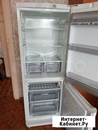 Холодильник Ariston 1167 двухкамерный Новосибирск - изображение 1
