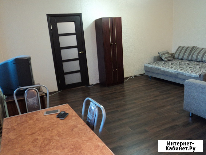 2-комнатная квартира, 48 м², 2/4 эт. в аренду посуточно в Челябинске Челябинск - изображение 1