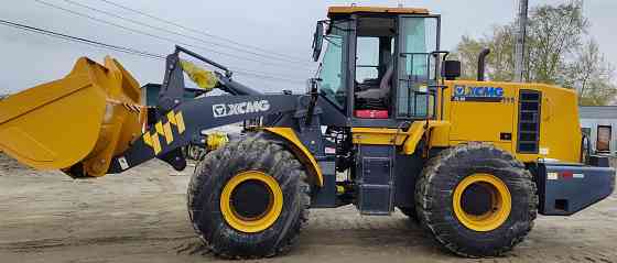 Фронтальный погрузчик XCMG ZL60GV объём ковша 3.5 м3 Белый Яр