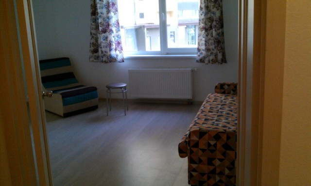 1-комнатная квартира, 43 м², 2/19 эт. в аренду на длительный срок в Екатеринбурге Екатеринбург - изображение 1