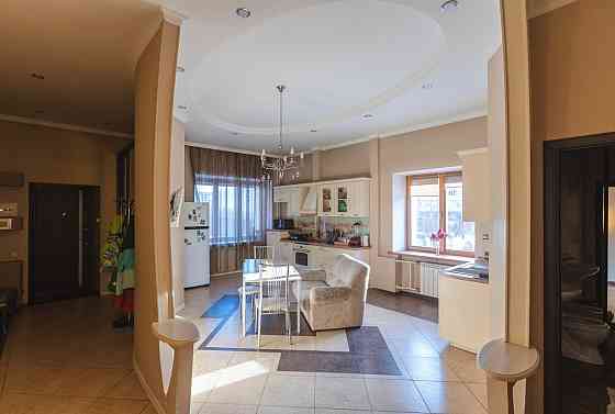 Коттедж 272 м² на участке 4 сот. на продажу в Красноярске Красноярск