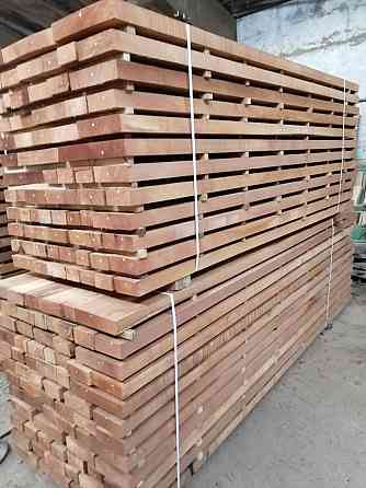 Пиломатериал, кругляк щит, паркет, шпон, слэбы из дуба, бука, ясеня, карагача, клена, акации, липы Апшеронск