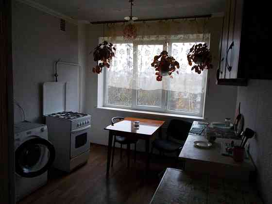 Комната 13 м² в 3-ком. кв., 5/5 эт. в аренду на длительный срок в Гатчине Гатчина