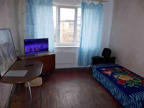 Комната 13 м² в 3-ком. кв., 5/5 эт. в аренду на длительный срок в Гатчине Гатчина