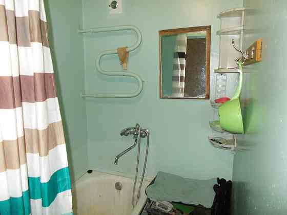 Комната 13 м² в 3-ком. кв., 5/5 эт. в аренду на длительный срок в Гатчине Гатчина