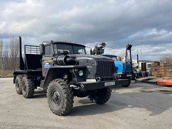 Лесовоз Урал 5557 с площадкой без ГМ Брянск