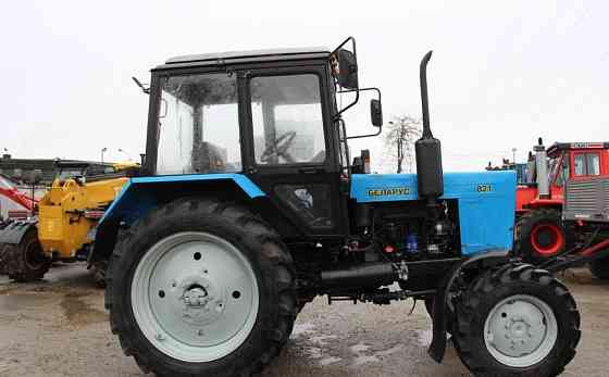 Трактор мтз 82.1 2013 Москва
