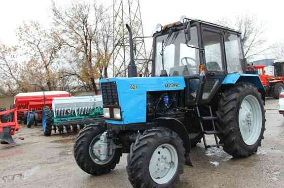 Трактор мтз 82.1 2013 Москва