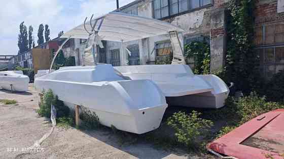 Катамаран прогулочный Кайман-800 на 12-20 человек Туапсе