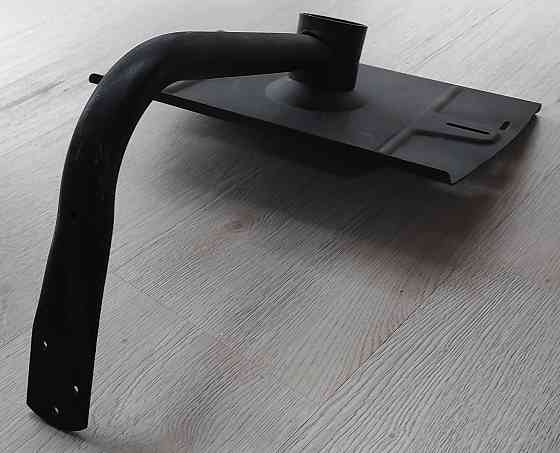 Подставка настенная (полка)под телевизор 25х35см поворотная Красноярск