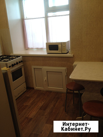 1-комнатная квартира, 35 м², 9/9 эт. в аренду посуточно в Кунгуре Кунгур - изображение 3