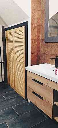 Комната 20 м² в 3-ком. кв., 1/2 эт. в аренду посуточно в Севастополе Севастополь