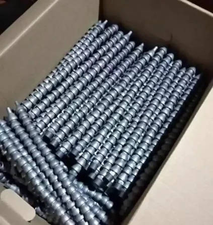 Гибкие шарнирные трубки для подачи СОЖ из высококачественных полимеров. В наличии Астрахань