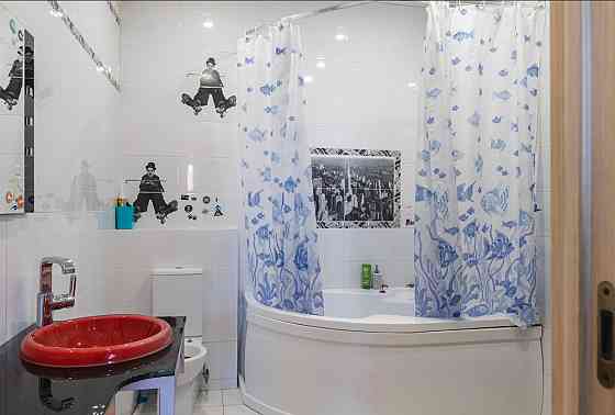 Коттедж 272 м² на участке 4 сот. на продажу в Красноярске Красноярск