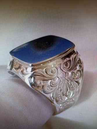 Мужская серебряная печатка Дзержинск