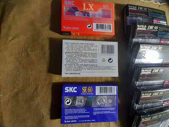 Аудиокассеты новые. 9 штук. Запечатанные Челябинск