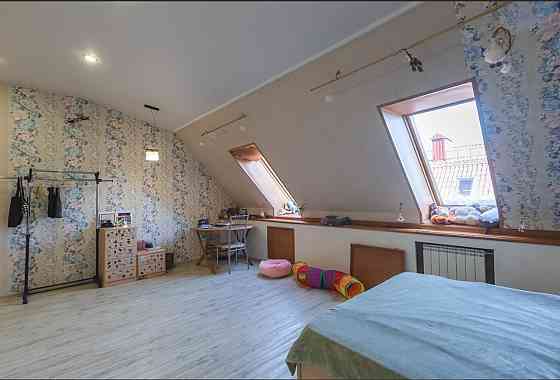 Дом 272 м² на участке 4 сот. на продажу в Красноярске Красноярск